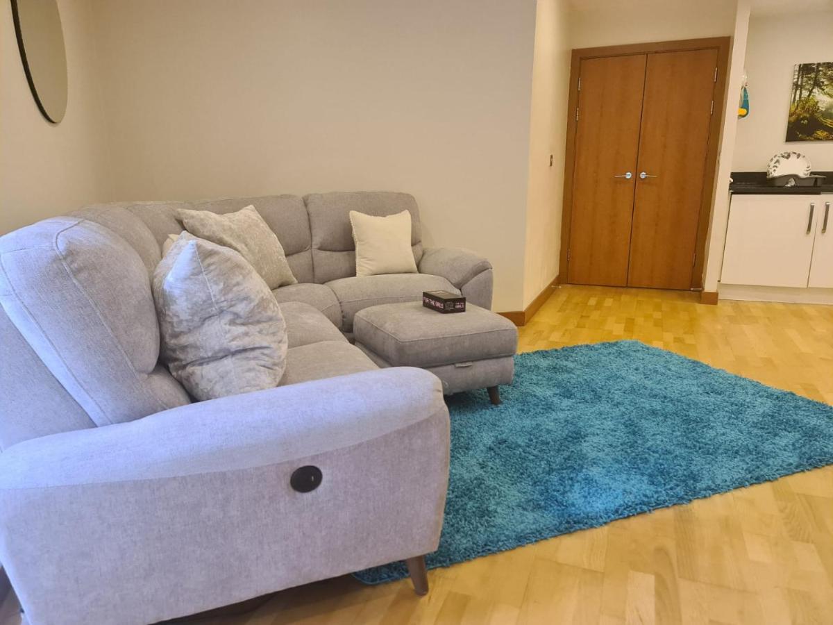 Red Naxela Canary Wharf Apartments London Ngoại thất bức ảnh